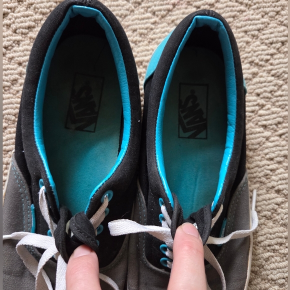 Unisex vans rare color combo. - Picture 6 of 9